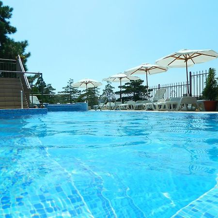 Family Hotel Privileg Pantai Sunny Luaran gambar