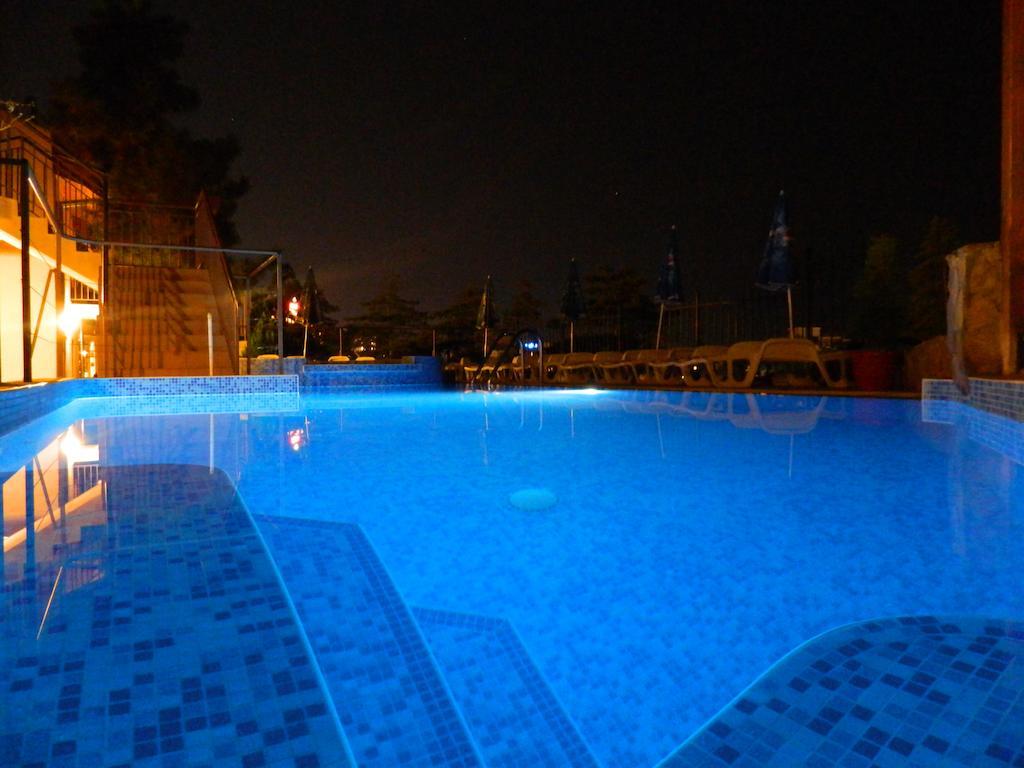 Family Hotel Privileg Pantai Sunny Luaran gambar