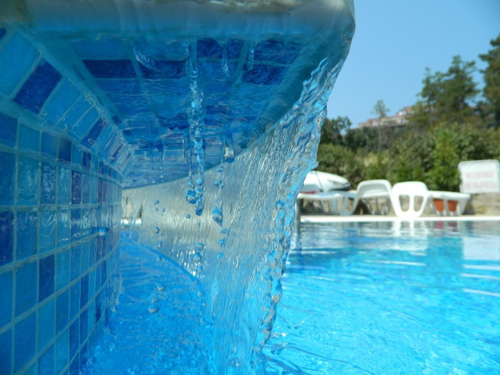 Family Hotel Privileg Pantai Sunny Luaran gambar